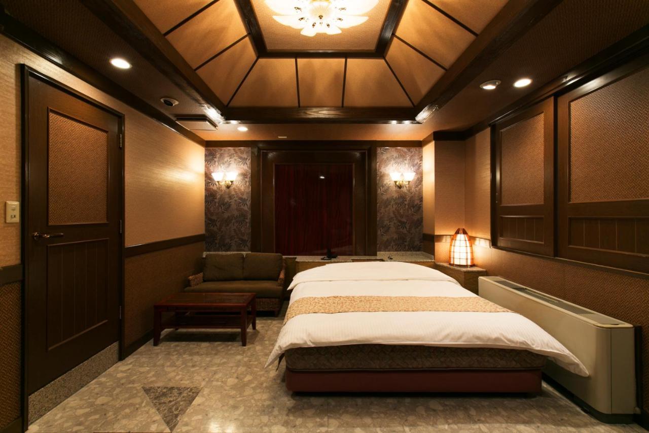 ホテル アトランティス 豊中（大人専用） 豊中市 エクステリア 写真